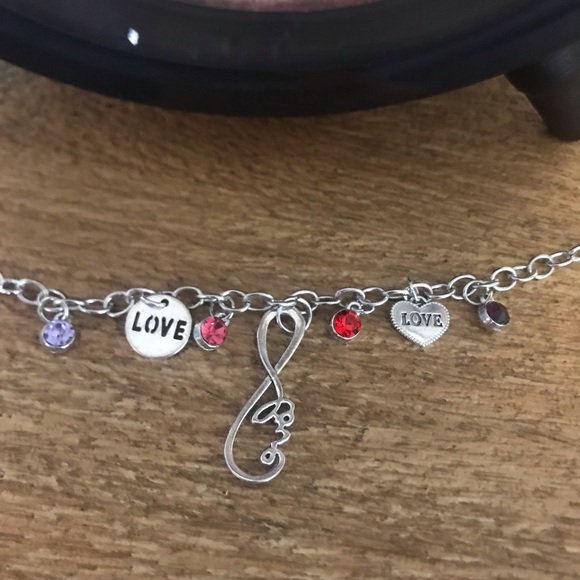 Bundle 3/$15 charm bracelets #30 - Picture 2 of 2